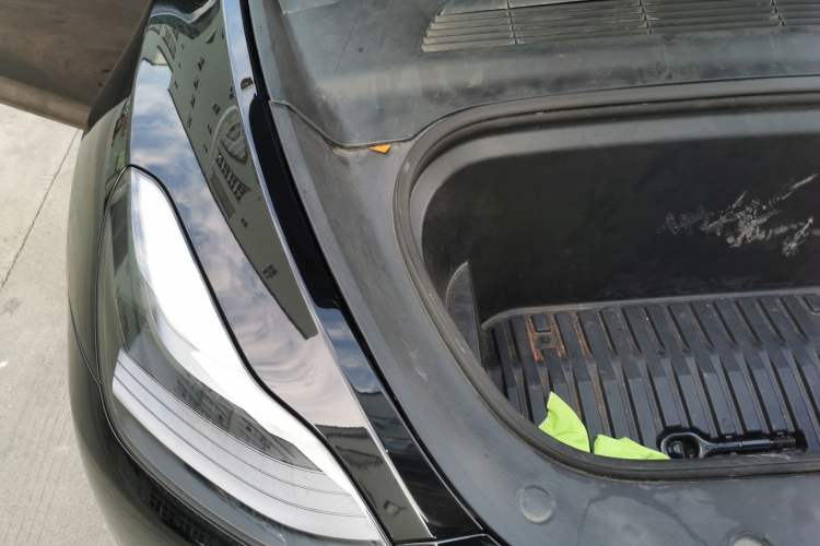 Used Tesla Model Y 2022 Rear-Wheel-Drive Version Engine Bay Right
