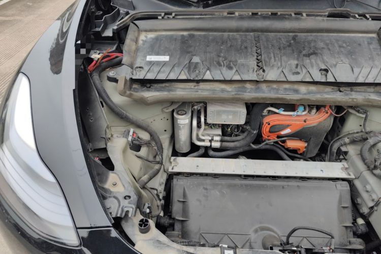 Used Tesla Model Y 2022 Revised Version Rear-Wheel Drive Engine Bay Right