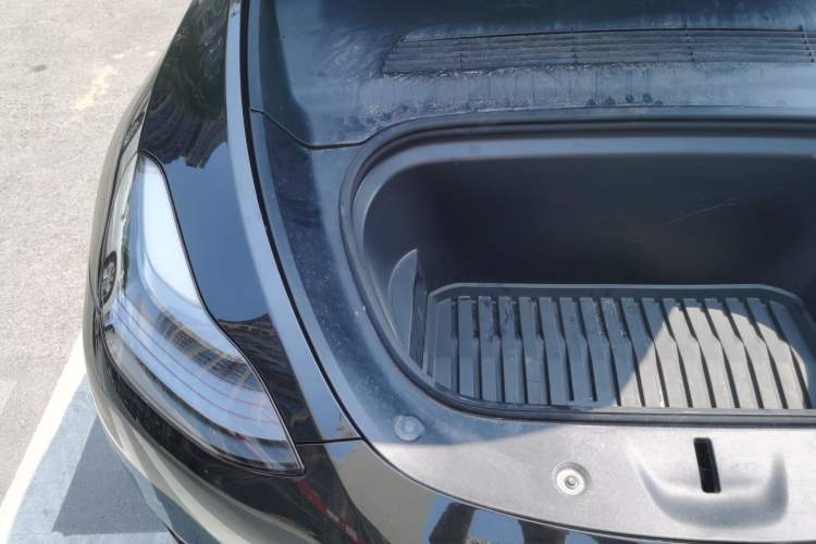 Used Tesla Model Y 2022 Revised Version Rear-Wheel Drive Engine Bay Right