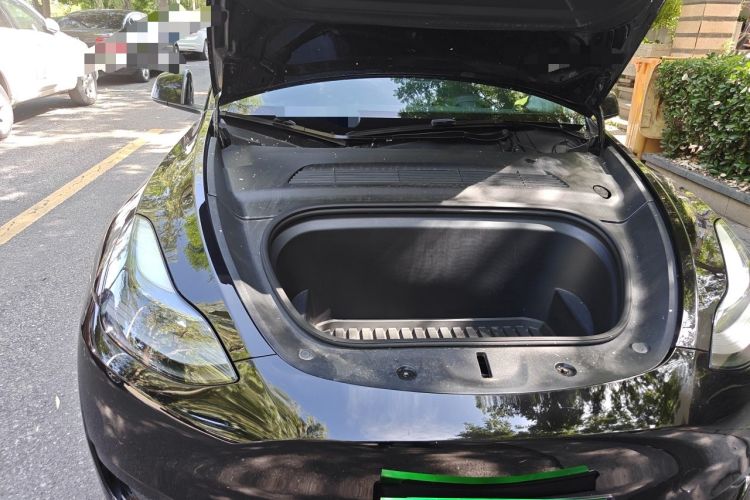 Used Tesla Model Y 2022 Rear-Wheel-Drive Version Engine Bay Right