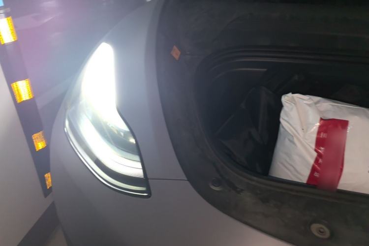 Used Tesla Model Y 2022 Rear-Wheel-Drive Version Engine Bay Right