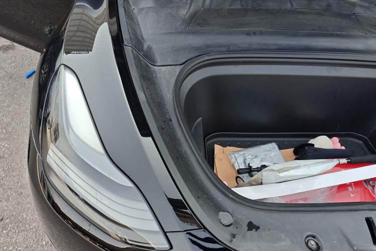 Used Tesla Model Y 2022 Rear-Wheel-Drive Version Engine Bay Right