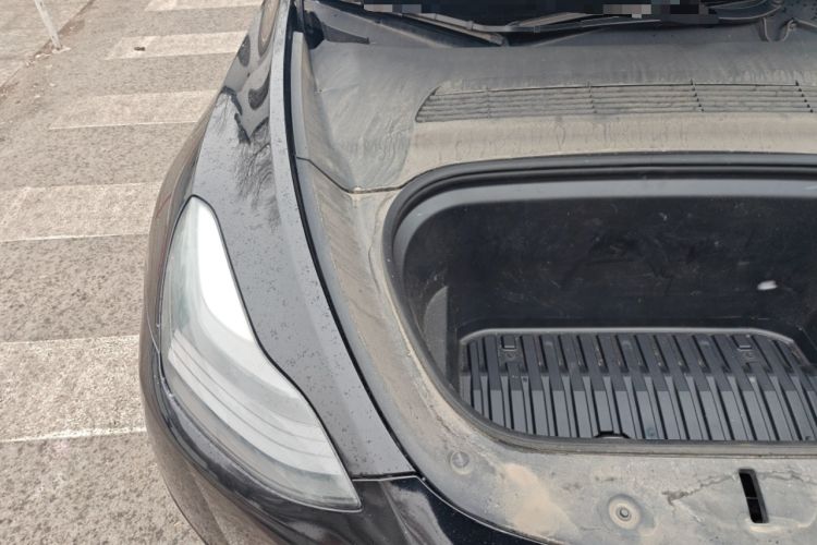Used Tesla Model Y 2022 Rear-Wheel-Drive Version Engine Bay Right