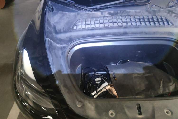 Used Tesla Model Y 2022 Rear-Wheel-Drive Version Engine Bay Right