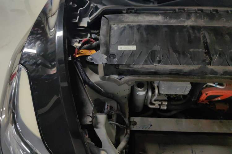Used Tesla Model Y 2022 Revised Version Rear-Wheel Drive Engine Bay Right