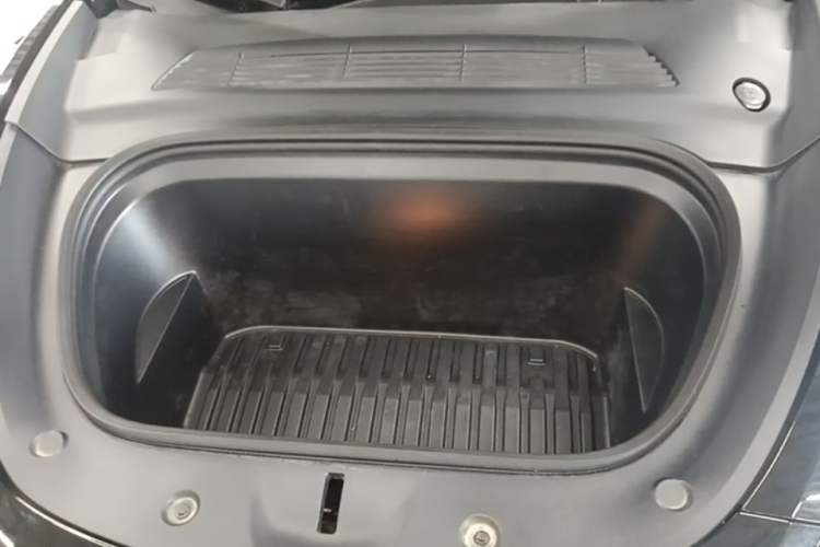 Used Tesla Model Y 2022 Revised Version Rear-Wheel Drive Engine Bay