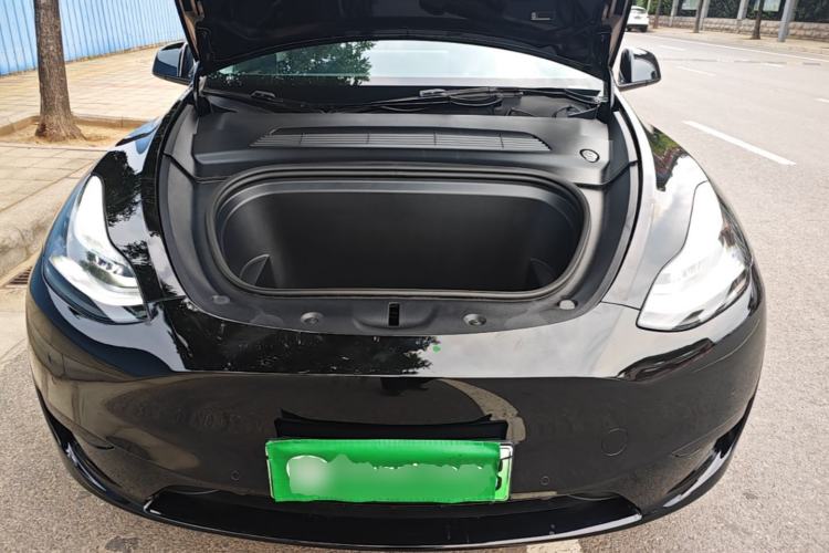 Used Tesla Model Y 2022 Rear-Wheel-Drive Version Engine Bay