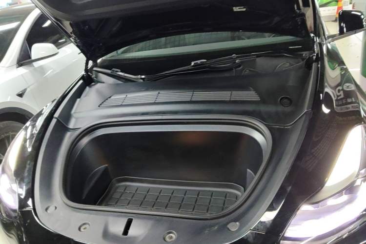 Used Tesla Model Y 2022 Revised Version Long-Range All-Wheel Drive Engine Bay