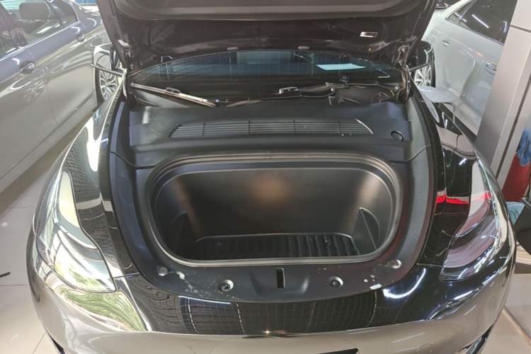 Used Tesla Model Y 2022 Revised Version Rear-Wheel Drive Engine Bay