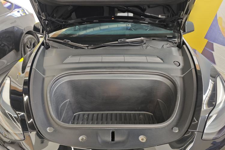 Used Tesla Model Y 2022 Revised Version Rear-Wheel Drive Engine Bay