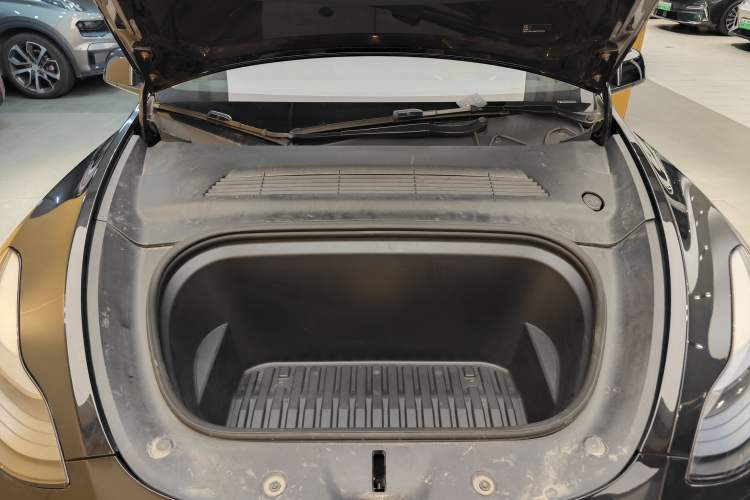 Used Tesla Model Y 2022 Revised Version Rear-Wheel Drive Engine Bay