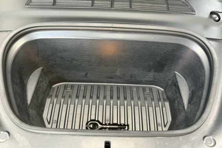 Used Tesla Model Y 2022 Revised Version Rear-Wheel Drive Engine Bay
