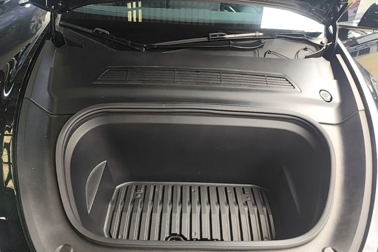 Used Tesla Model Y 2022 Revised Version Rear-Wheel Drive Engine Bay