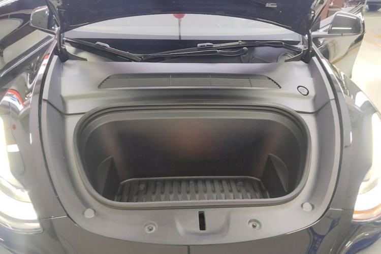 Used Tesla Model Y 2022 Revised Version Long-Range All-Wheel Drive Engine Bay