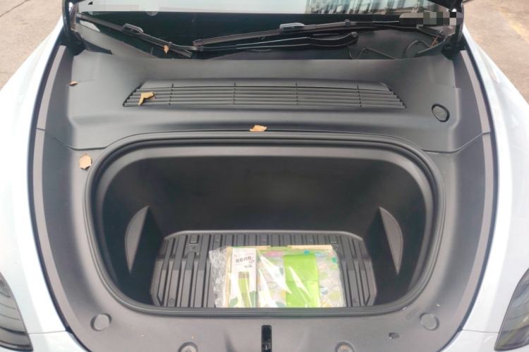 Used Tesla Model Y 2022 Rear-Wheel-Drive Version Engine Bay