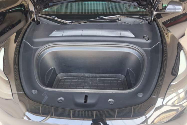 Used Tesla Model Y 2022 Long-Range All-Wheel-Drive Version Engine Bay