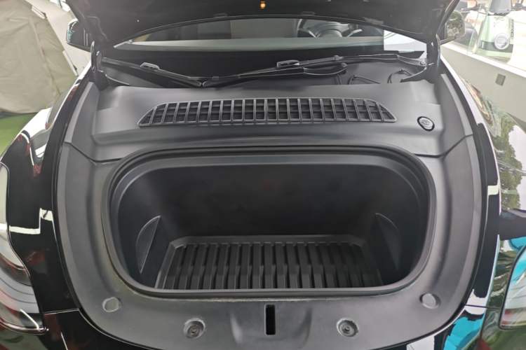 Used Tesla Model Y 2022 Revised Version Rear-Wheel Drive Engine Bay