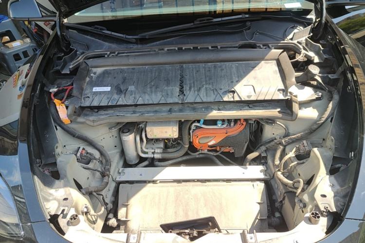 Used Tesla Model Y 2022 Rear-Wheel-Drive Version Engine Bay
