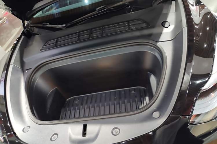 Used Tesla Model Y 2022 Revised Version Rear-Wheel Drive Engine Bay