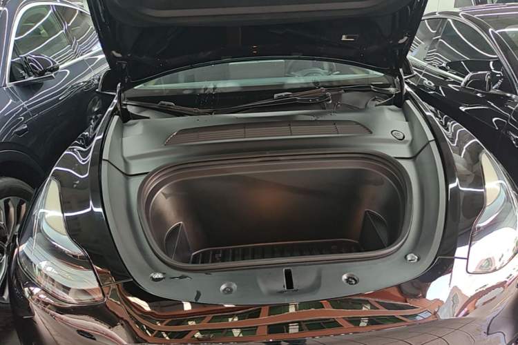 Used Tesla Model Y 2022 Revised Version Rear-Wheel Drive Engine Bay