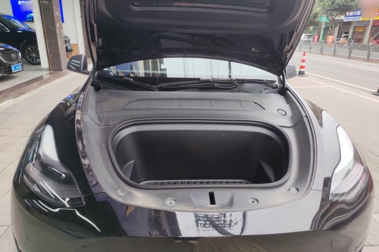 Used Tesla Model Y 2022 Rear-Wheel-Drive Version Engine Bay