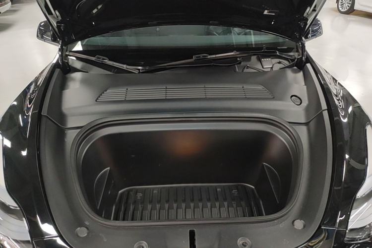 Used Tesla Model Y 2022 Revised Version Rear-Wheel Drive Engine Bay