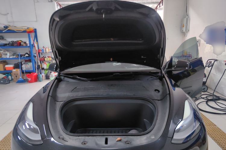 Used Tesla Model Y 2022 Rear-Wheel-Drive Version Engine Bay