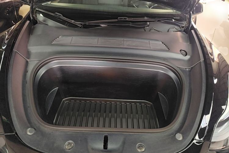 Used Tesla Model Y 2022 Revised Version Long-Range All-Wheel Drive Engine Bay