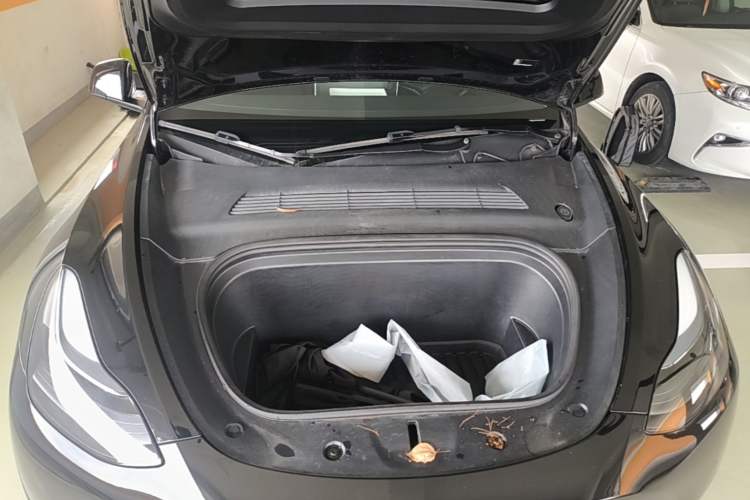 Used Tesla Model Y 2022 Revised Version Rear-Wheel Drive Engine Bay