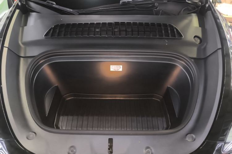 Used Tesla Model Y 2022 Revised Version Rear-Wheel Drive Engine Bay