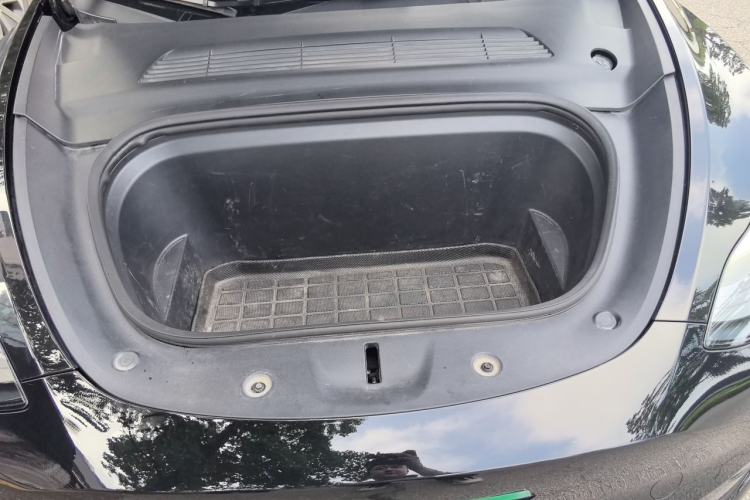 Used Tesla Model Y 2022 Rear-Wheel-Drive Version Engine Bay