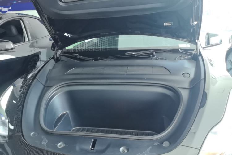 Used Tesla Model Y 2022 Performance High-Performance All-Wheel-Drive Version Engine Bay