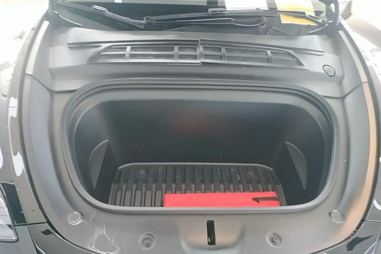Used Tesla Model Y 2022 Revised Version Rear-Wheel Drive Engine Bay