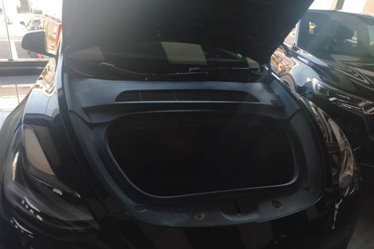 Used Tesla Model Y 2022 Revised Version Rear-Wheel Drive Engine Bay