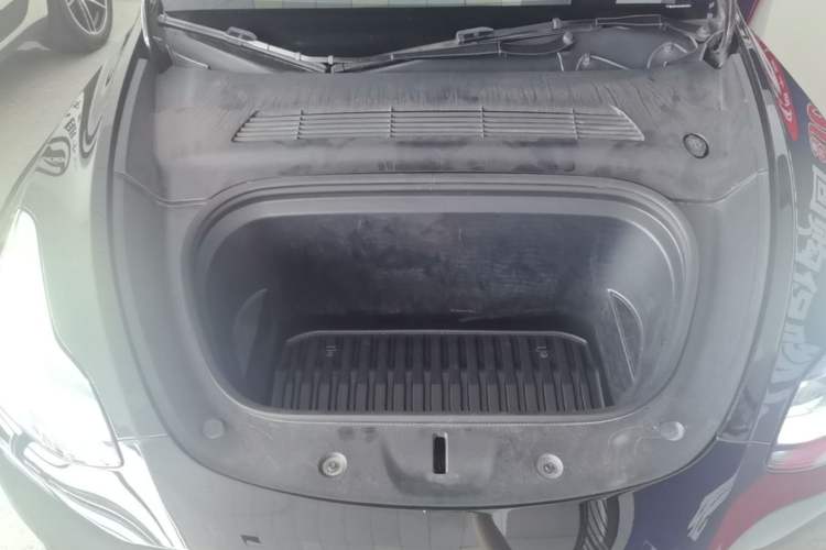 Used Tesla Model Y 2022 Revised Version Rear-Wheel Drive Engine Bay