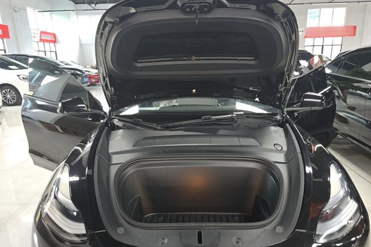 Used Tesla Model Y 2022 Rear-Wheel-Drive Version Engine Bay