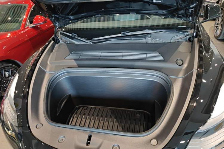 Used Tesla Model Y 2022 Revised Version Rear-Wheel Drive Engine Bay