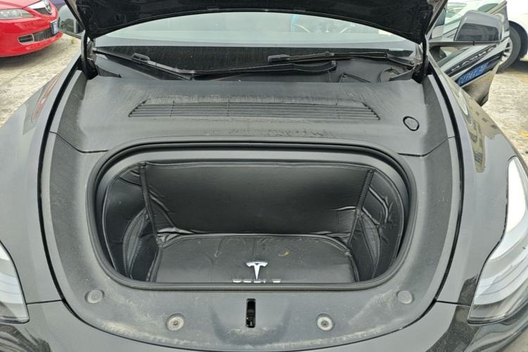 Used Tesla Model Y 2022 Rear-Wheel-Drive Version Engine Bay