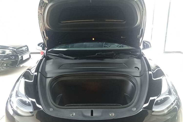 Used Tesla Model Y 2022 Revised Version Rear-Wheel Drive Engine Bay