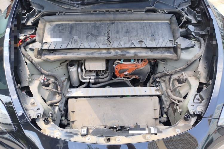 Used Tesla Model Y 2022 Rear-Wheel-Drive Version Engine Bay
