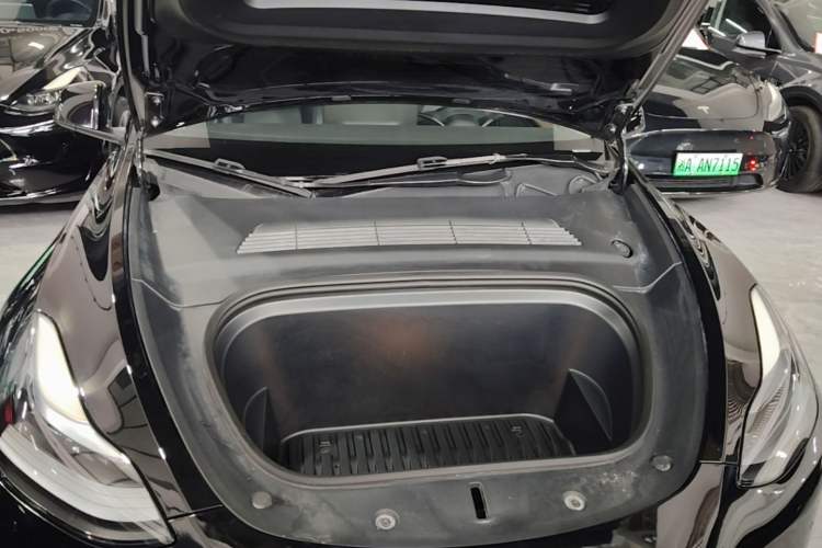 Used Tesla Model Y 2022 Revised Version Rear-Wheel Drive Engine Bay