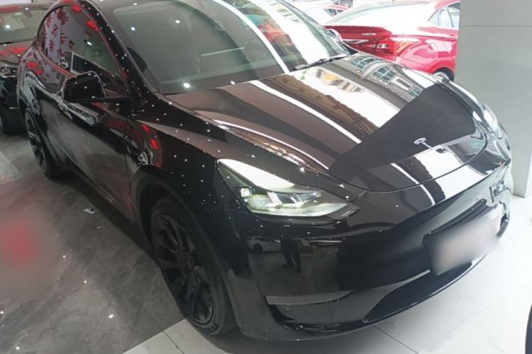 Used Tesla Model Y 2022 Long-Range All-Wheel-Drive Version Exterior 1