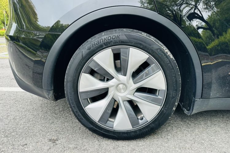 Used Tesla Model Y 2022 Revised Version Rear-Wheel Drive Exterior 1