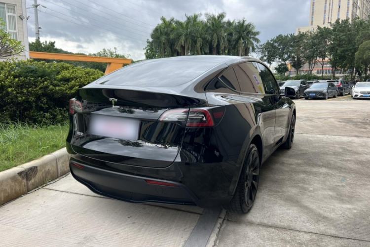 Used Tesla Model Y 2022 Rear-Wheel-Drive Version Exterior 1