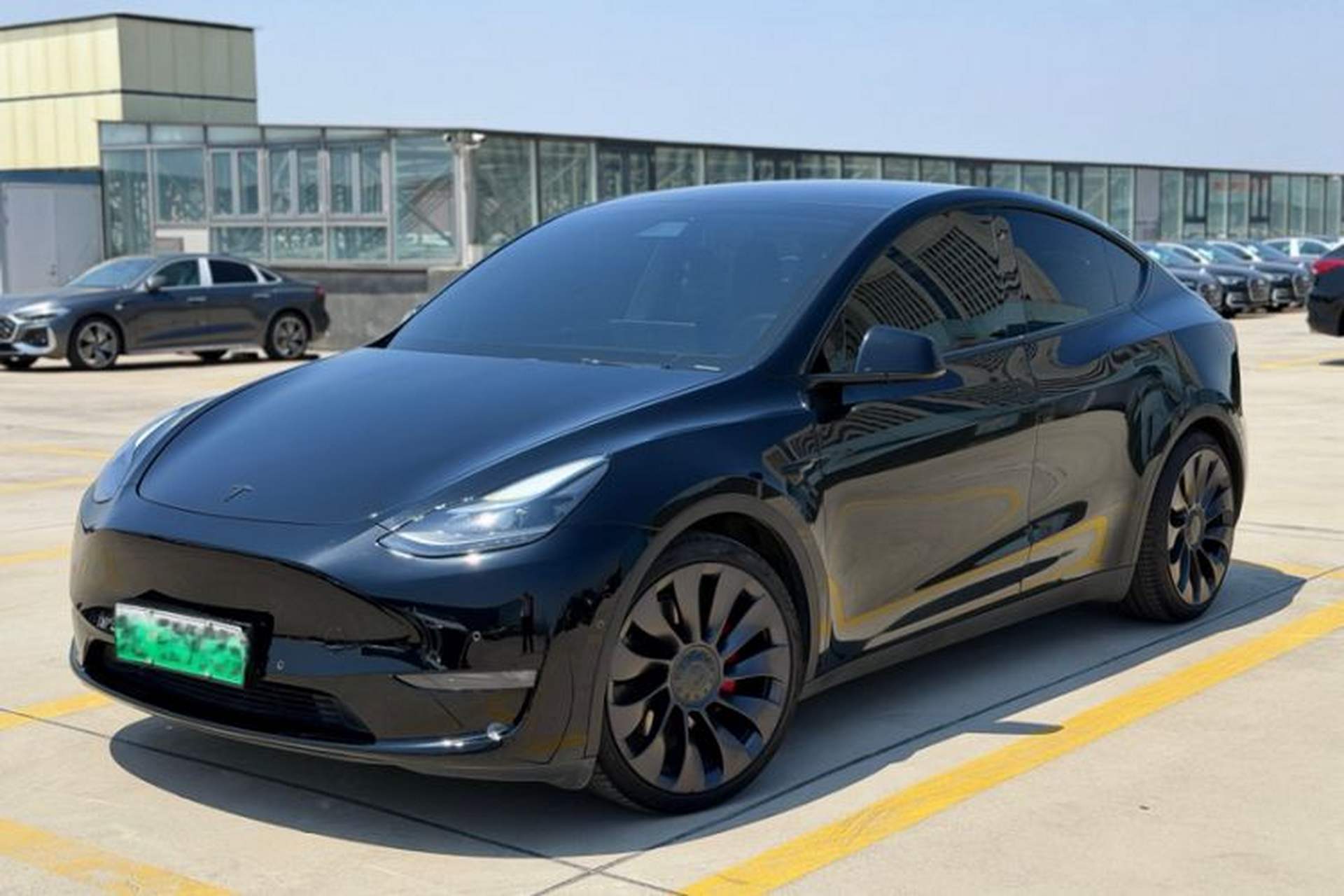 Used Tesla Model Y 2022 Performance High-Performance All-Wheel-Drive Version Exterior 1