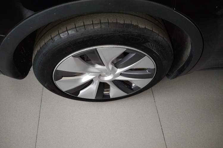 Used Tesla Model Y 2022 Revised Version Rear-Wheel Drive Exterior 1