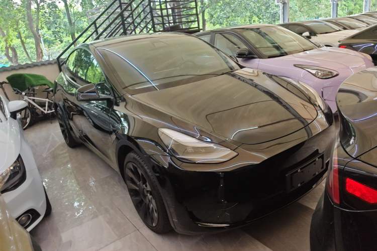 Used Tesla Model Y 2022 Rear-Wheel-Drive Version Exterior 1