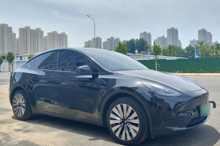 Used Tesla Model Y 2022 Rear-Wheel-Drive Version Exterior 1