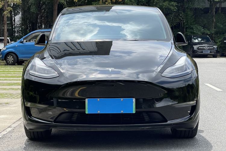Used Tesla Model Y 2022 Long-Range All-Wheel-Drive Version Exterior 1
