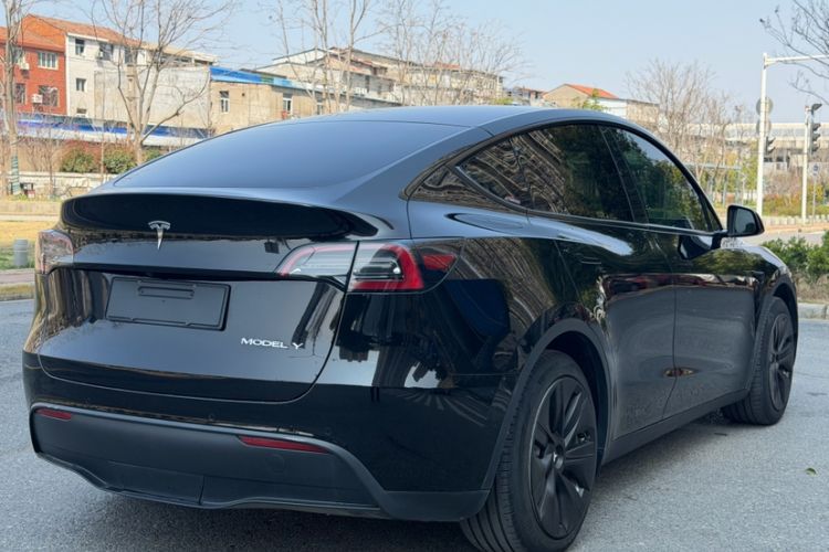 Used Tesla Model Y 2022 Revised Version Rear-Wheel Drive Exterior 1